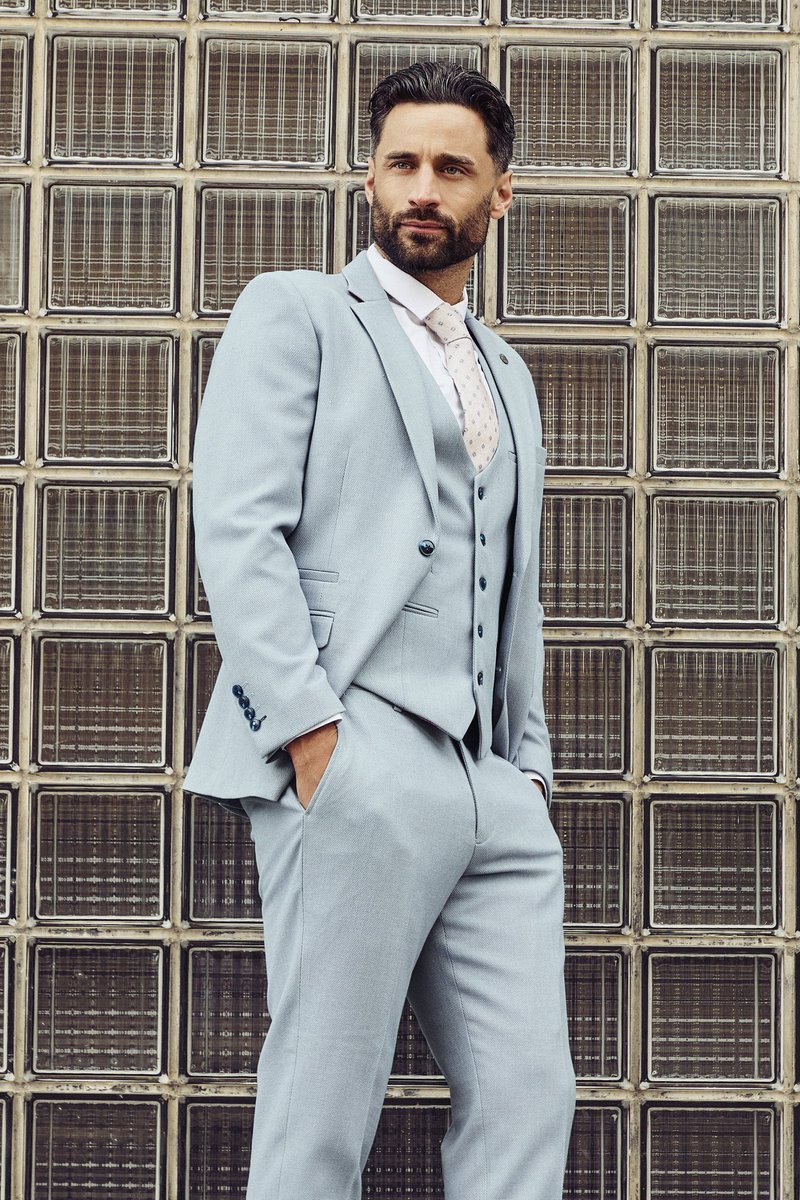 Marc Darcy Menswear (@marcdarcysuits) on Twitter photo The perfect addition to your wardrobe: Our HM5 suit in sky blue👌
marcdarcy.co.uk The perfect addition to your wardrobe: Our HM5 suit in sky blue👌
marcdarcy.co.uk
