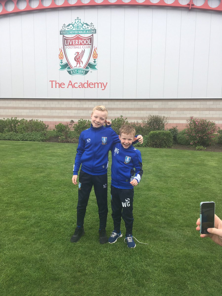 lee brown tweet media