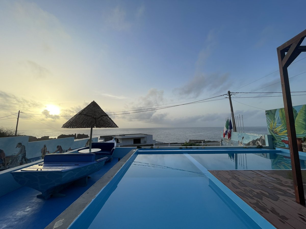 lois_code's tweet image. Coding until  5 AM → Waking up to this

Not showing off. Showing why.

One enables the other.

What's your "why"?