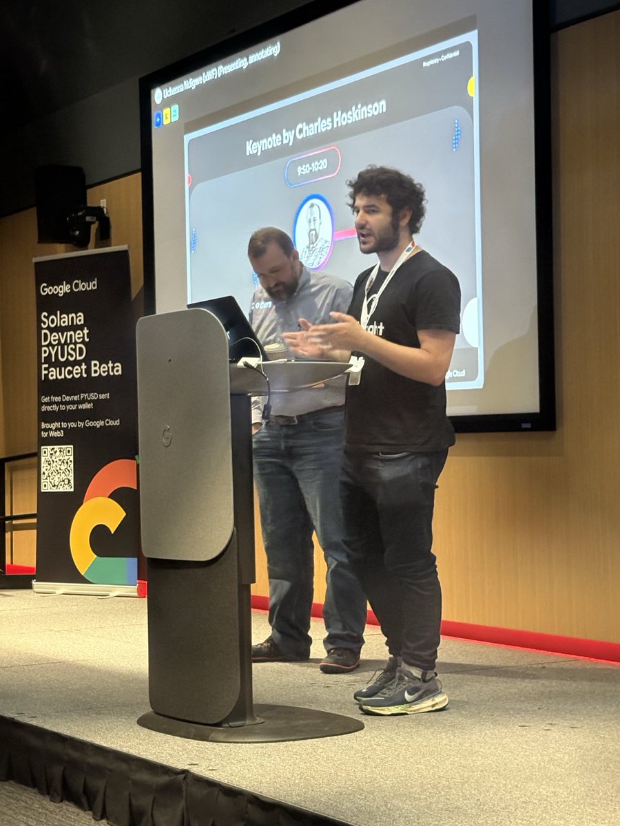 Great to present with <a href="/midnightfdn/">Midnight Foundation</a> CTO <a href="/SebastienGllmt/">Sebastien Guillemot</a> at Google on the upcoming Halo3 project: a universal, Post-Quantum, GPU friendly, lookup lattice based folding proof engine. 

(proof system)
halo 3 working group
t.me/+cX5tIO5v9cRiZ…

(blochchain layer)
Starstream Working