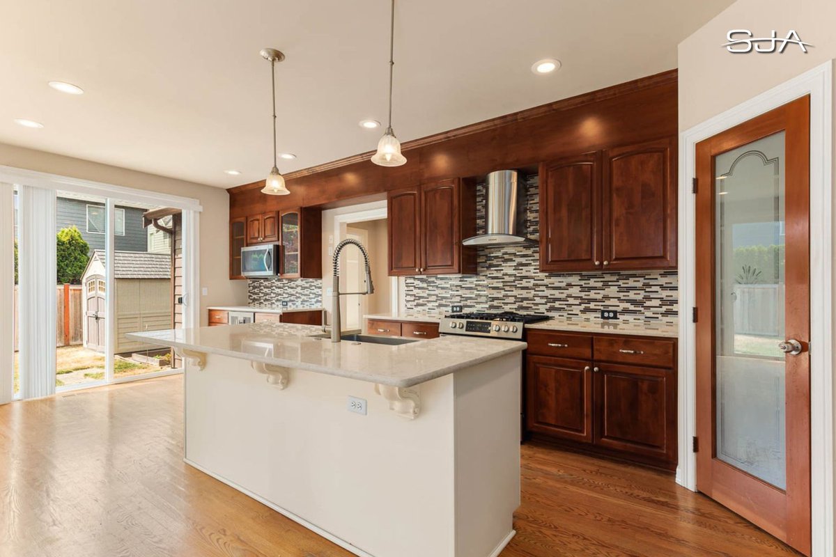 SJAPropMgmt's tweet photo. FOR RENT: Available Now!
28323 238th Ave SE, Maple Valley, WA 98038
$4,095/month | 4 Bed | 2.5 Bath | 2,753 Sq. Ft.
📷 Call (425) 230-6655 to schedule a tour today!
APPLY NOW: https://t.co/S2vnT3Lew6

#MapleValleyRental #SeattleRealEstate #SJAPropertyManagement https://t.co/8xPRqfiMTP