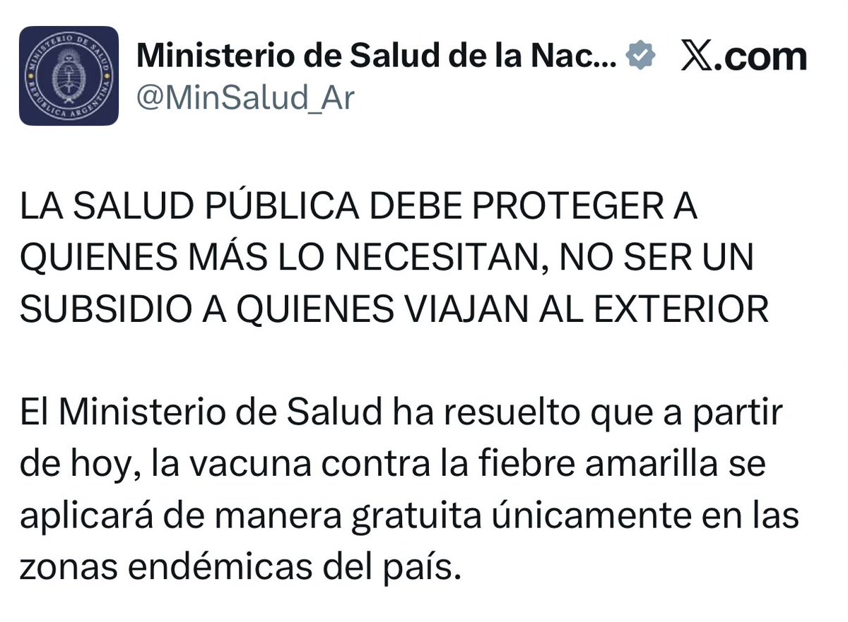 Es un gobierno antivacunas. Más claro imposible. 

Por las dudas: la vacunación es una acción de prevención social. En este caso si uno viaja a otro país y se contagia fiebre amarilla podría traerlo al nuestro territorio, y los mosquitos transmitirlo.