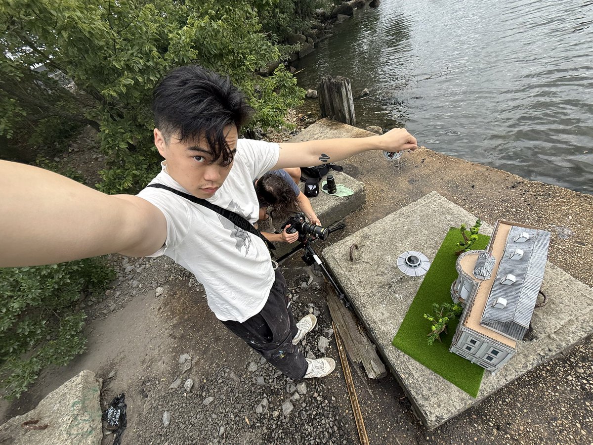 🛸
🔥🏛️🔥