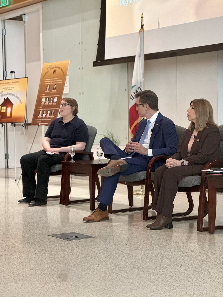 Senator Catherine S. Blakespear tweet media