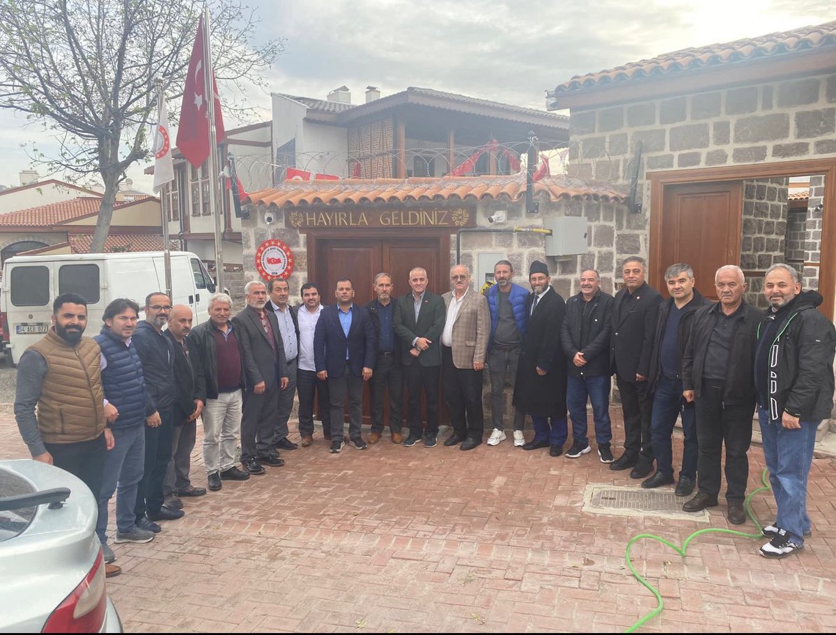 Azgın Şer odakları #15temmuz Kahraman Gazimiz  Davut Paşaya hücum ediyor .Bugün ona destek olma günüdür.

Davut ALA paşamızın yanındayız.

<a href="/RTErdogan/">Recep Tayyip Erdoğan</a> 
<a href="/hasandogan/">Hasan Doğan</a> 
<a href="/YasarGulermsb/">Yaşar Güler</a>