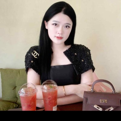 Phương Nhiii tweet media