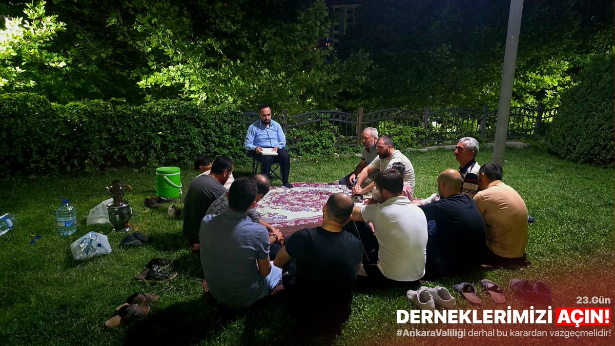 Furkan Hareketi Ankara (@06furkankara) on Twitter photo 📌 23 gündür kapısına mühür vurulan derneklerimizde yapamadığımız dersleri mescidlerde, parklarda, meydanlarda yapmaya devam ediyoruz!
<a href="/AnkaraValiligi/">T.C. Ankara Valiliği</a>
Derneklerimizi Açın
#DiniSohbetSuçDeğildir 📌 23 gündür kapısına mühür vurulan derneklerimizde yapamadığımız dersleri mescidlerde, parklarda, meydanlarda yapmaya devam ediyoruz!
<a href="/AnkaraValiligi/">T.C. Ankara Valiliği</a>
Derneklerimizi Açın
#DiniSohbetSuçDeğildir