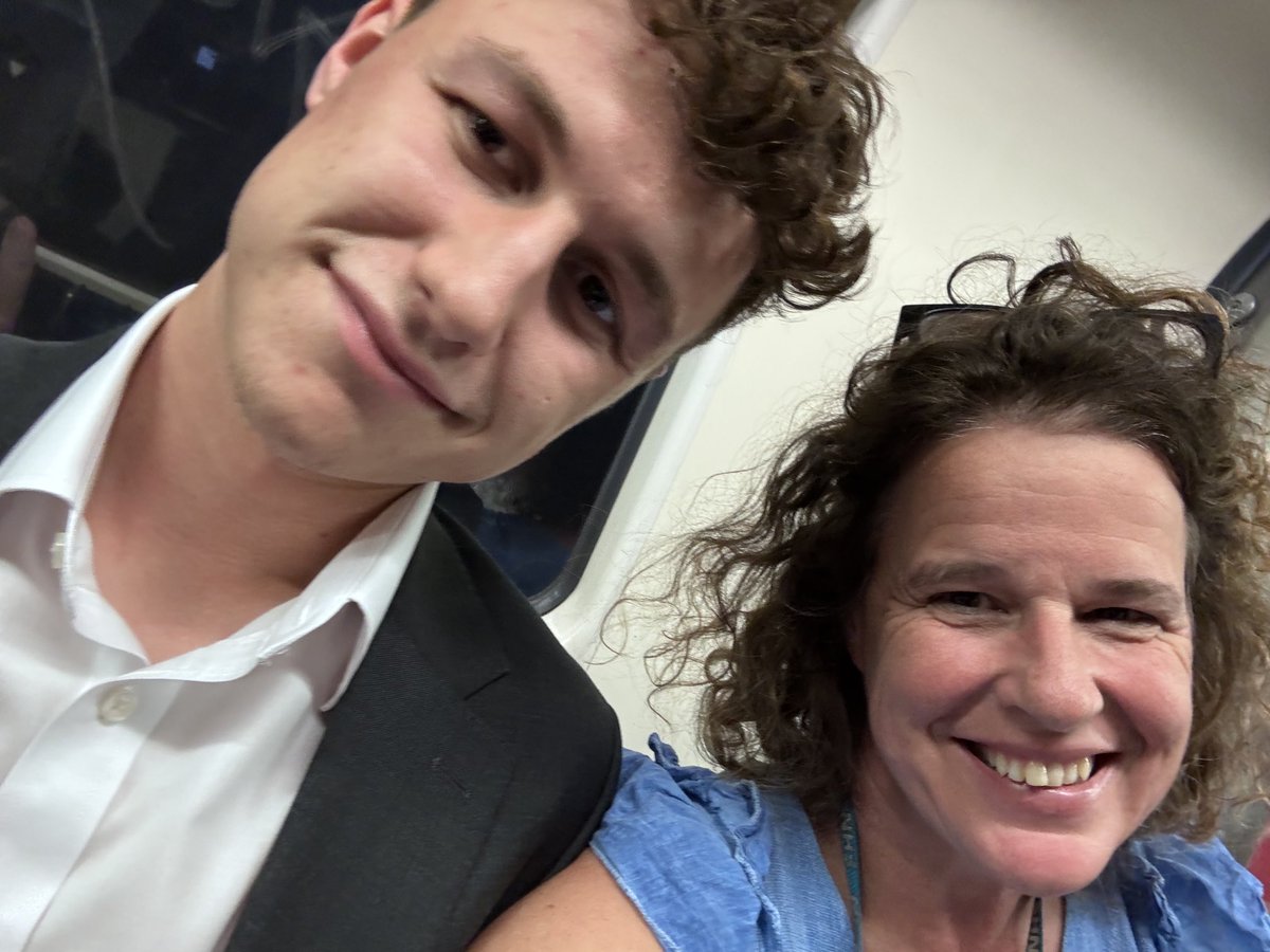 Look who I found on the tube #no1child #datadeckdog