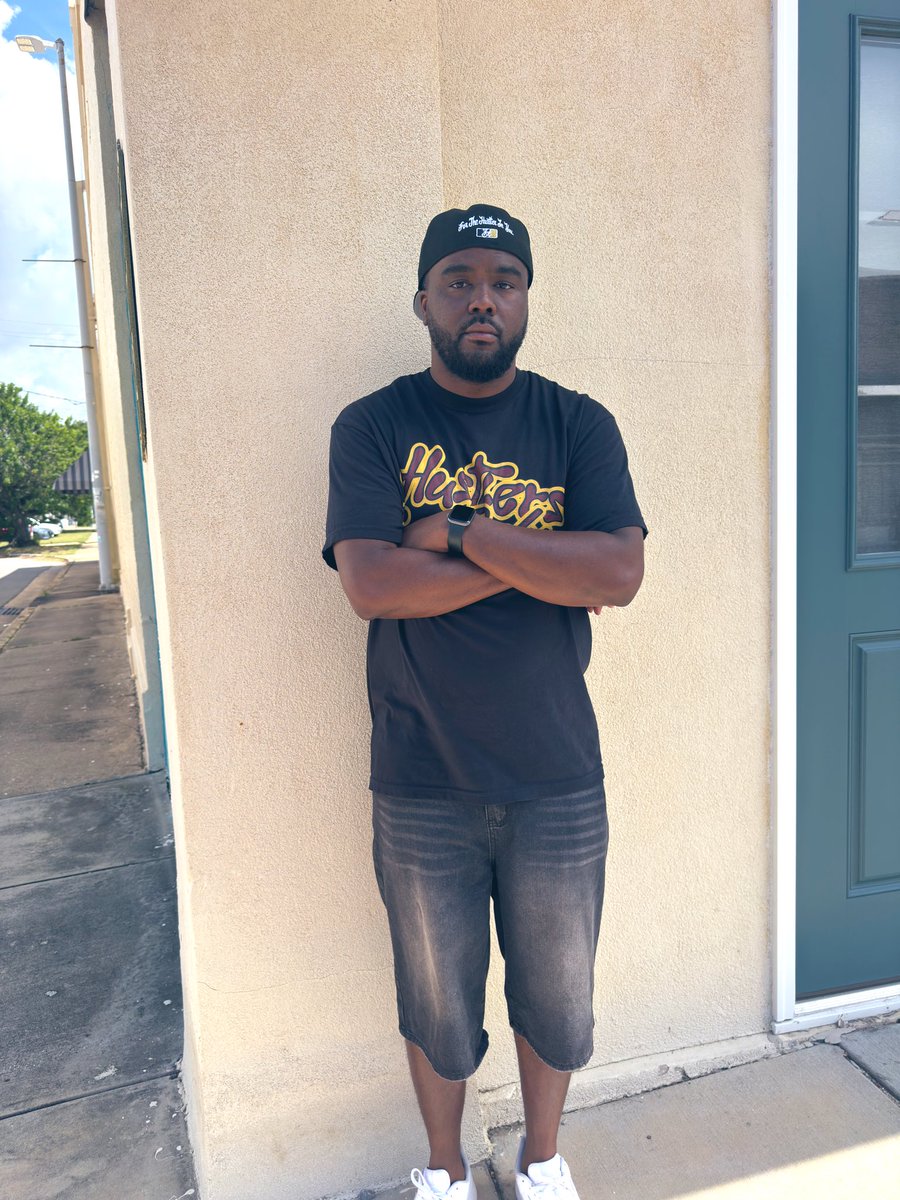 34 laps around the sun 🎈
Grateful for every win &amp; loss 💯 each lesson shaped who I am today. 🍾 Here’s to health, wealth &amp; prosperity for me and my loved ones. Cheers to new opportunities &amp; adventures!

Shop <a href="/HustlersOnlyllc/">Hustlers Only</a> 
hustlersonly.shop