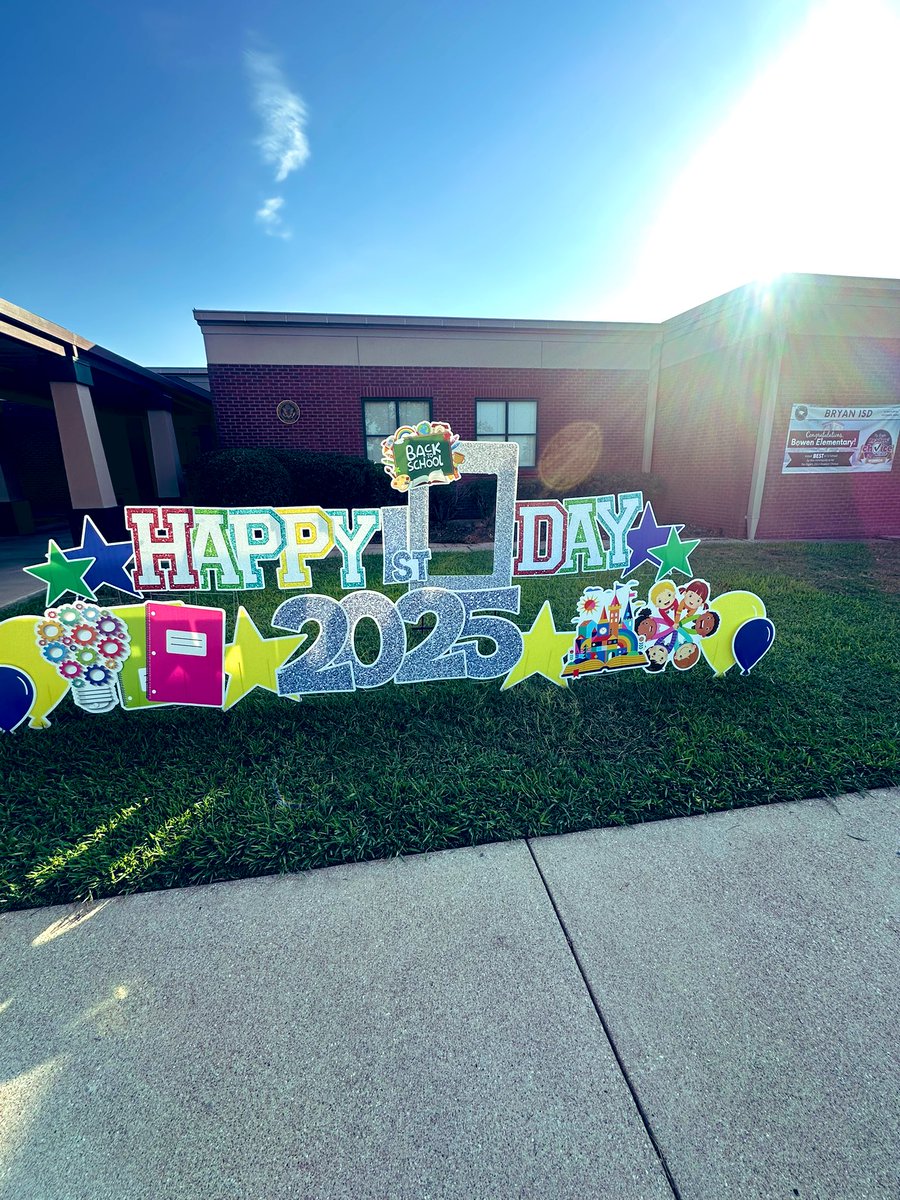 GCarrabineBryan's tweet image. What a great start to the 2025-2026 school year! #Day1 #alwaysreal #offeringMORE @BryanISD
