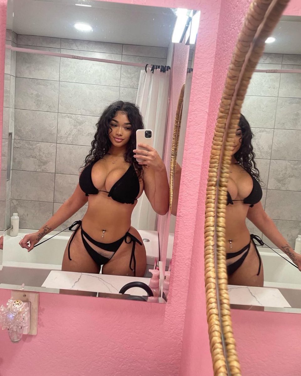 Lexi2Kinky's tweet photo. 🤳 https://t.co/AYWwuhCRBv
