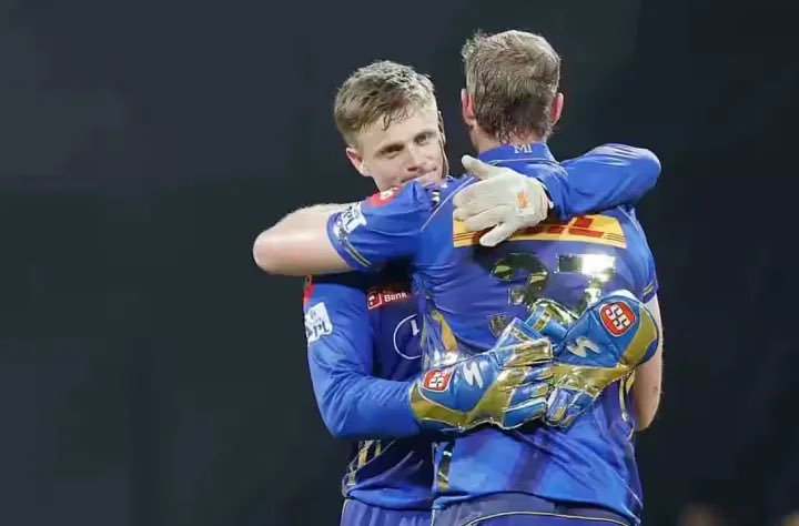 MumbaiChaRaja33's tweet photo. MI blood at work in international cricket ! 💪 Ryan Rickelton 71 off 55, 7 fours & 1 six 🔥 Corbin Bosch 3/26 with the ball—absolute fireworks tearing apart Australia in the last two T20I’s! 💥🏏 #MIPlayers #T20Cricket #Proteas #CobinBosch #RyanRickelton https://t.co/325xp0uKcS