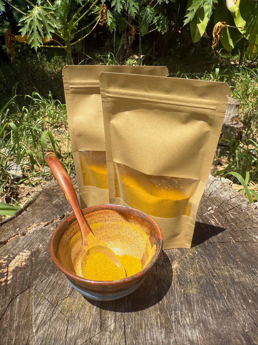 GingerhillFarm's tweet image. Enjoy an organic taste of the Big Island with our farm-grown produce here at Gingerhill Farm Retreat on the lush slopes of Kealakekua. 🌴

Want a taste of Hawaii?
Take a peek at our shop and see what calls to you! ✨

#FarmLife #FromTheEarth #GrownWithLove