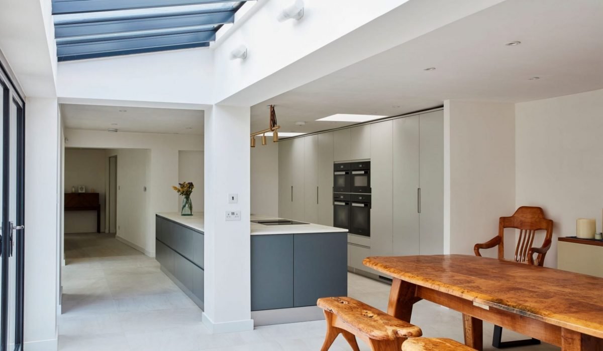 stonehamkitchen's tweet image. TIP - when planning a #kitchenextension, opt for an open-plan layout which will allow you to create dedicated zones for eating, cooking and entertaining, and even a spot for your pet.

For more advice on planning a kitchen extension, read our blog - f.mtr.cool/ifqotwryxe