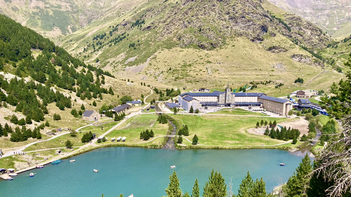 envictormolas's tweet photo. Avui magnifica ruta circular: Daió - Coma de Vaca - Camí dels Enginyers - Núria - Daió. Plena de paisatges per contemplar🌿👌 @eltempsTV3 @ValldeNuria @catexperience @CEC_cat @editorialalpina @vallderibes @parcscat #comadevaca #camíenginyers #valldenuria https://t.co/yYbNhutnbC