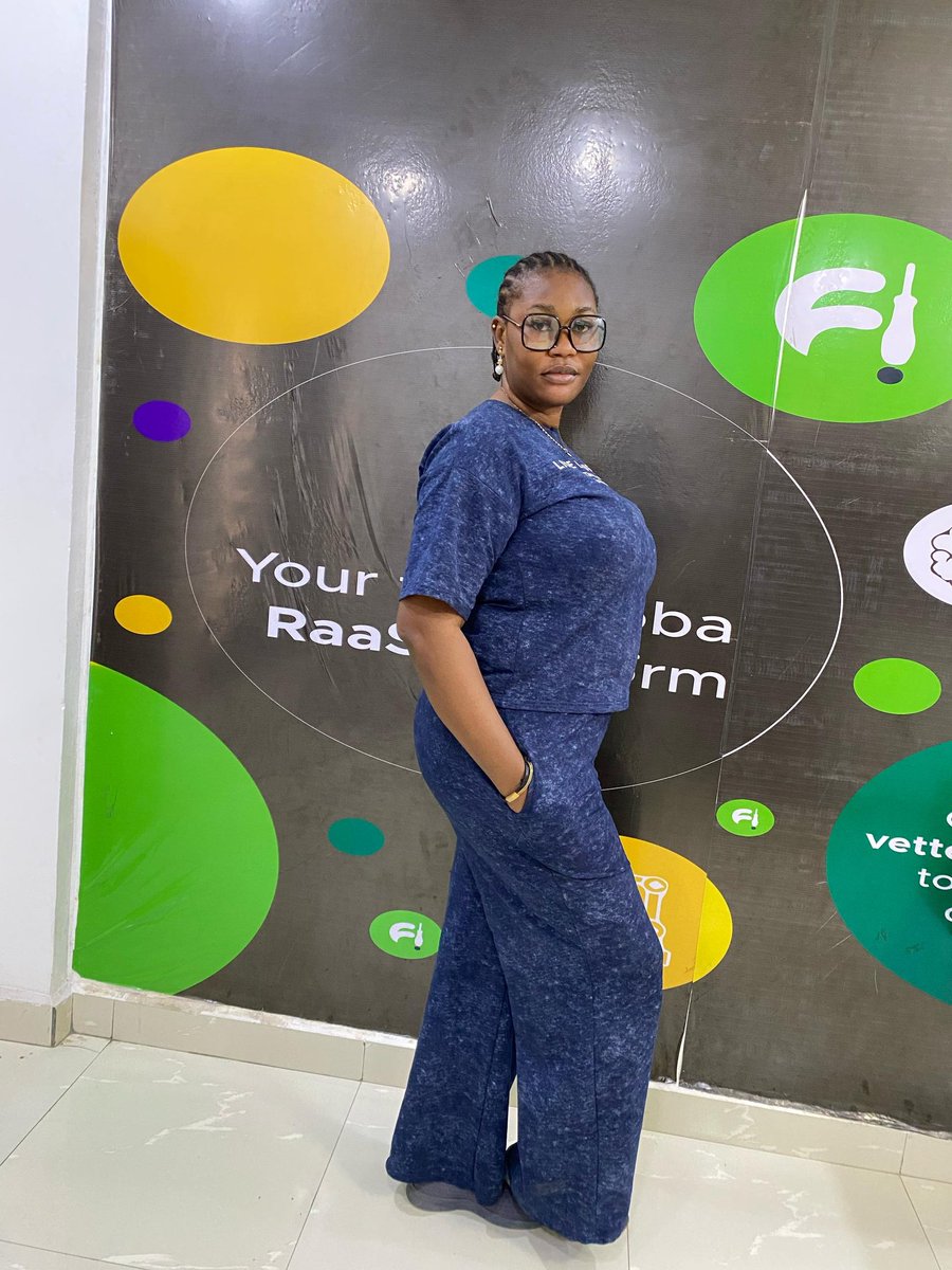 FixtopsNG's tweet image. No matter where you are in lagos or Abuja, our Fixtops service hubs are ready to receive your repair orders fast, easy, and reliable!

Quality service, zero stress.
📲 You can also book online or through the Fixtops App.
We’re just a tap  or a visit away!

#FixWithFixtops