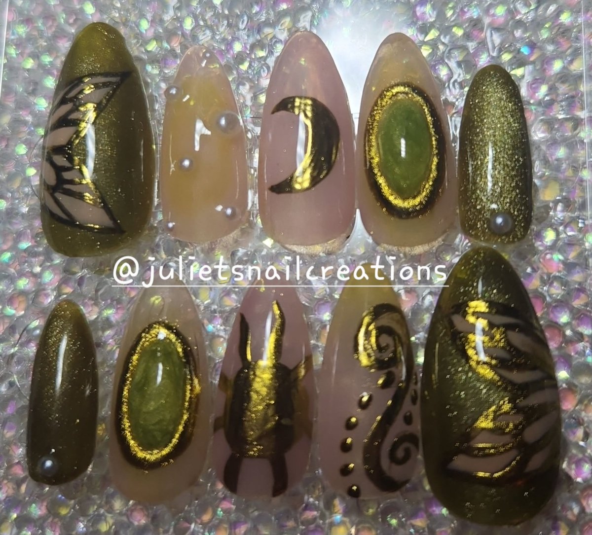 bizarrecreature's tweet photo. Nails for my bestie 🧚‍♀️✨️ https://t.co/vKV8C91o4Z