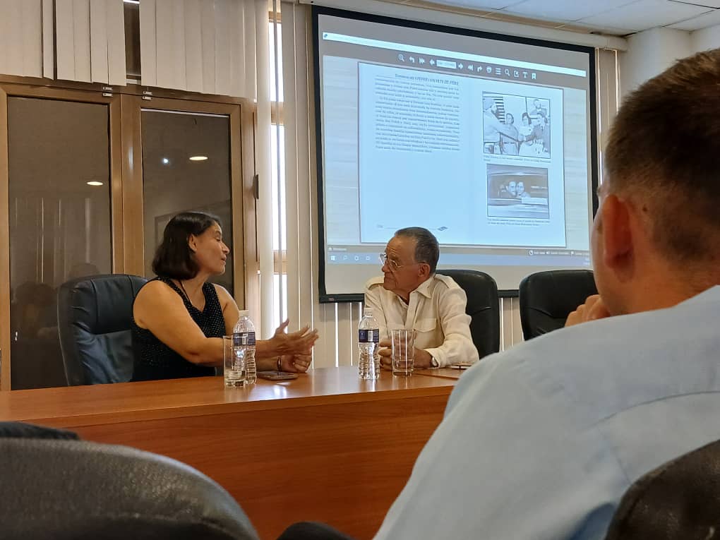 Mañana muy emotiva vivimos hoy los trabajadores de la Oficina de la <a href="/ZEDMarielCuba/">ZED Mariel</a> . Merecido homenaje rendimos a nuestro comandante Fidel Castro Ruz  en el Aniversario 99 de su natalicio, junto a José Alberto León Lima  (Leoncito), chofer y escolta del líder.