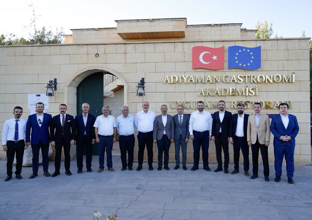 Mehmet Torunoğlu (@mehmettorunoglu) on Twitter photo İhtiyacımız Olan Sanayi Alanları İçin Önemli Adım.
İlimizde ağırladığımız Sanayi ve Teknoloji Bakan Yardımcımız <a href="/Orucbabainan/">Oruç baba inan</a> ile verimli bir gün geçirdik.
📍Kuyulu OSB
Valimiz sn <a href="/DrOsmanVarol/">Dr Osman Varol</a>
Milletvekilimiz <a href="/HuseyinOzhan_/">Hüseyin Özhan</a> ile birlikte imar planı tamamlanan Kuyulu Osb’yi İhtiyacımız Olan Sanayi Alanları İçin Önemli Adım.
İlimizde ağırladığımız Sanayi ve Teknoloji Bakan Yardımcımız <a href="/Orucbabainan/">Oruç baba inan</a> ile verimli bir gün geçirdik.
📍Kuyulu OSB
Valimiz sn <a href="/DrOsmanVarol/">Dr Osman Varol</a>
Milletvekilimiz <a href="/HuseyinOzhan_/">Hüseyin Özhan</a> ile birlikte imar planı tamamlanan Kuyulu Osb’yi