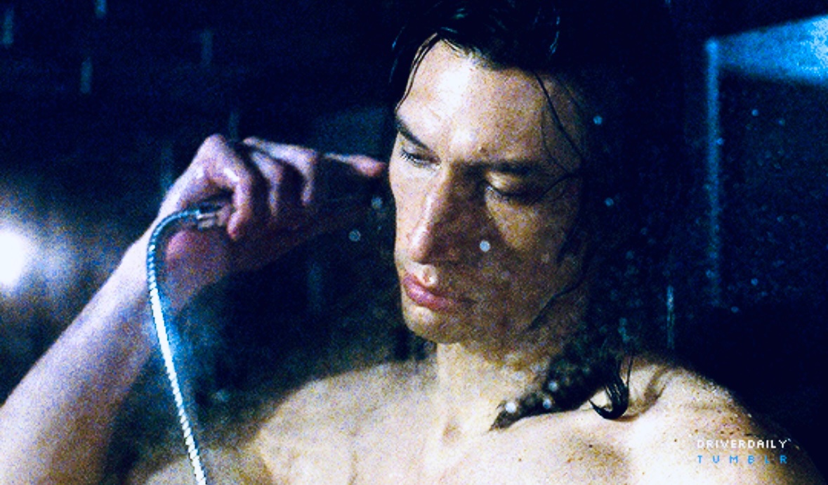 TGBMcCray's tweet photo. 90s fic with stoner Ben and drunken college student Rey making bad decisions. Lots of UST. “Everything,” ch 8 preview photo &amp; written preview. #reyloww #reylo #fanfic https://t.co/rTmEisCrwB