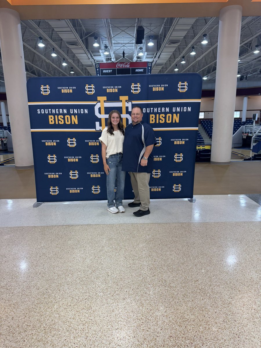 Holley DeVaughn tweet media