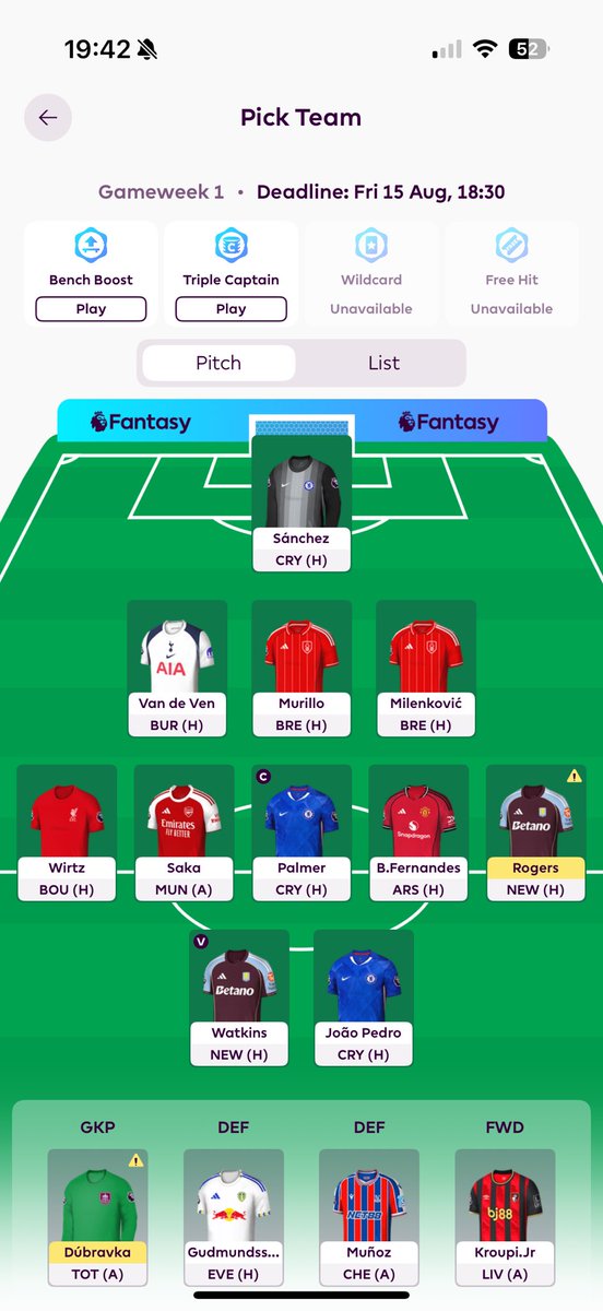 leeham_lufc's tweet photo. @FPL_TomHadley I’m currently on this, had Bowen in most of the time but not sure I can get him in now https://t.co/e4GtULPLub