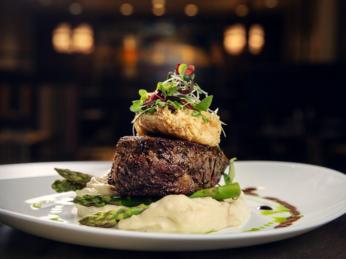 DKatCQ's tweet photo. 🥩 #NationalFiletMignonDay? Rare, but well worth it. 😉
Swing by #Bridgeway or #DraftKingsSportsbook and sink your teeth into the juiciest cut in the game. Because life’s too short for bad steak… or bad seats. 🍽️🏆 
Must be 21+. Gambling Problem? Call 1-800-GAMBLER. https://t.co/M7p8n8LLOr