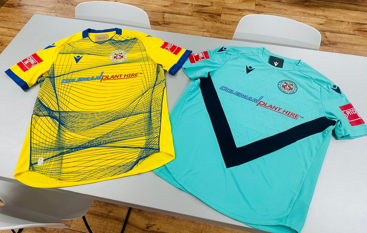 ON SHOW TONIGHT !! 😍😍

How good are these kits for <a href="/eastbournetfc/">Eastbourne Town FC</a>

The home one is currently being used at The Pilot Field.

Replicas EBTFC shirts will be avaible soon on the club shop and we expect these to fly.

#MacronHastings x #EastbourneTown