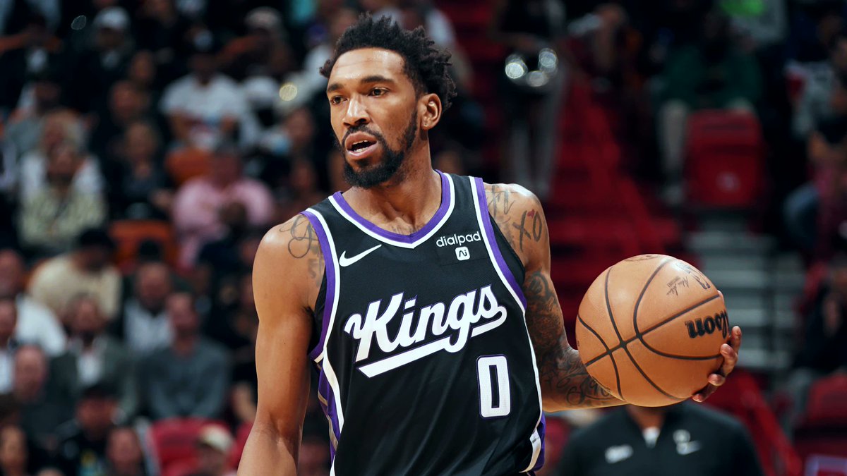 AfroCT_'s tweet photo. Trade Idea -

Kings receive:

Jonathan Kuminga (via sign-&amp;-trade)

Warriors receive:

Malik Monk
Tyrese Martin

Nets receive:

Devin Carter
Two future 2nds https://t.co/245Fgqxe3x