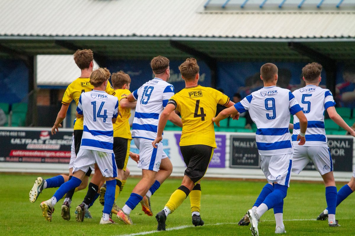 StanwayRovers's tweet photo. Half-Time pics here at The Drewitt-Barlow Stadium as Stanways U18s go into the break drawing 2-2 with the Maldon & Tiptree Academy
Maldon & Tiptree U18sπ΅2-2πStanway U18s
Photo creds - @izstubbs !
#WeAreStanway #MALSTA https://t.co/y51bLs3Uz1
