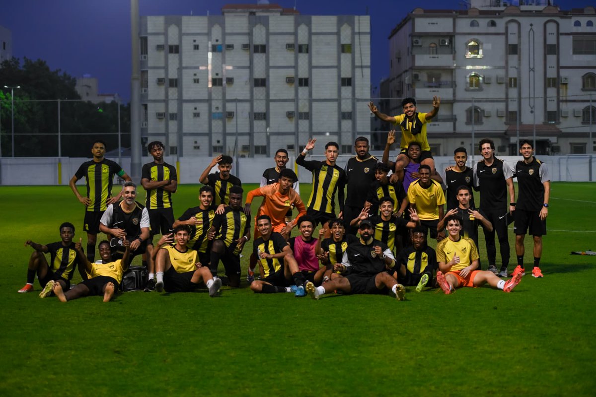7Ximet's tweet photo. Thank you for everything, Al-Ittihad. Proud to have been part of this chapter.
Yalla Ittihad! https://t.co/4Iu9IWnipO