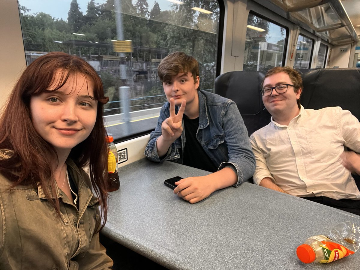 On our way to Britannia! 
We have been reporting from Waterlooville today!

Hopefully I get to Britannia in time and if I do I will be going LIVE on my YouTube :) 

<a href="/YoungBobTPUK/">Young Bob</a> 
<a href="/JackHadders/">Jack Hadfield 🇬🇧</a>