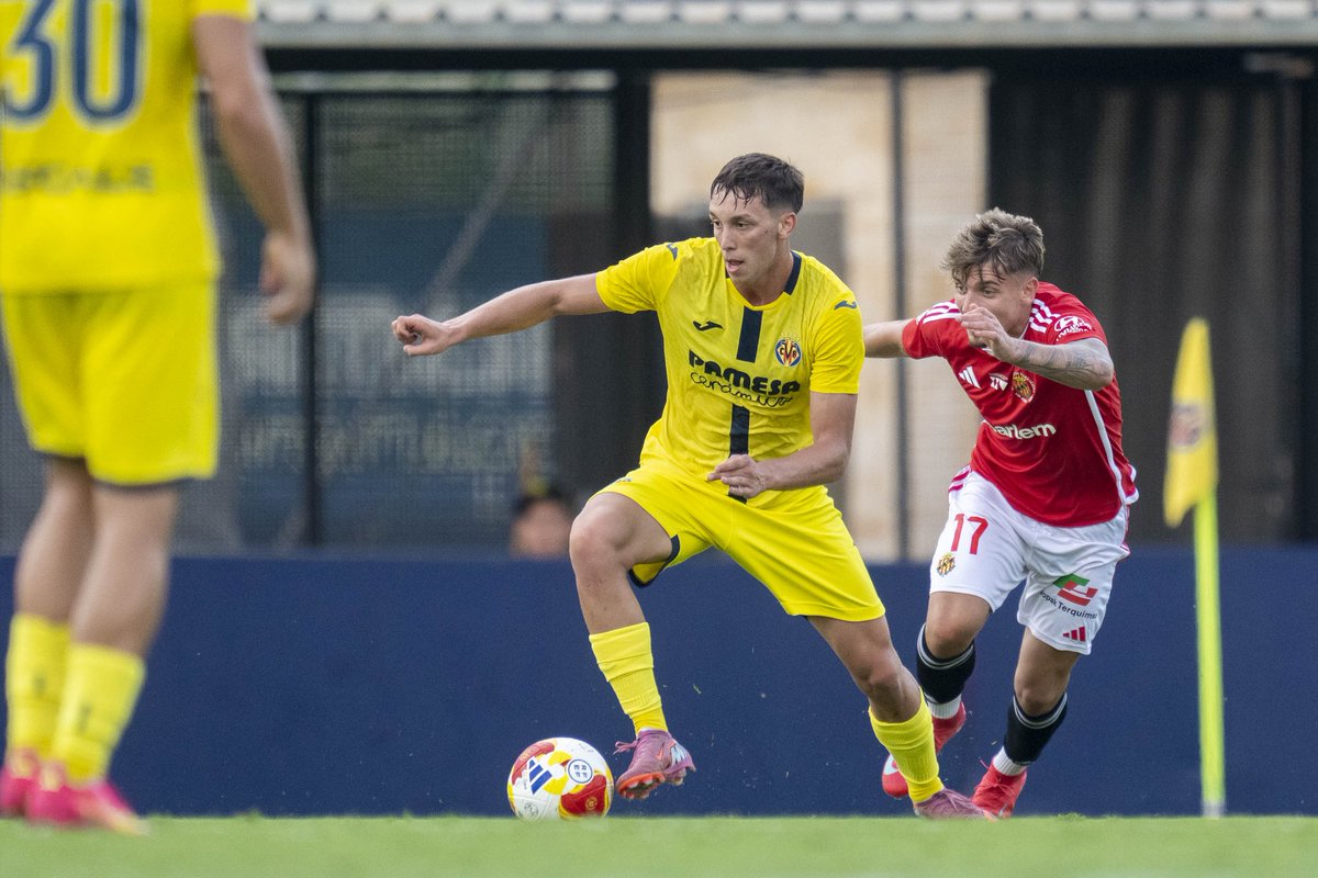 CanteraGrogueta's tweet photo. Nueva victoria del Villarreal B de David Albelda en pretemporada. El filial amarillo ha ganado 1-0 al @NASTICTARRAGONA con gol de Albert García.

¡Buen trabajo, equipo! 👏🏻 https://t.co/vri04rdHOx
