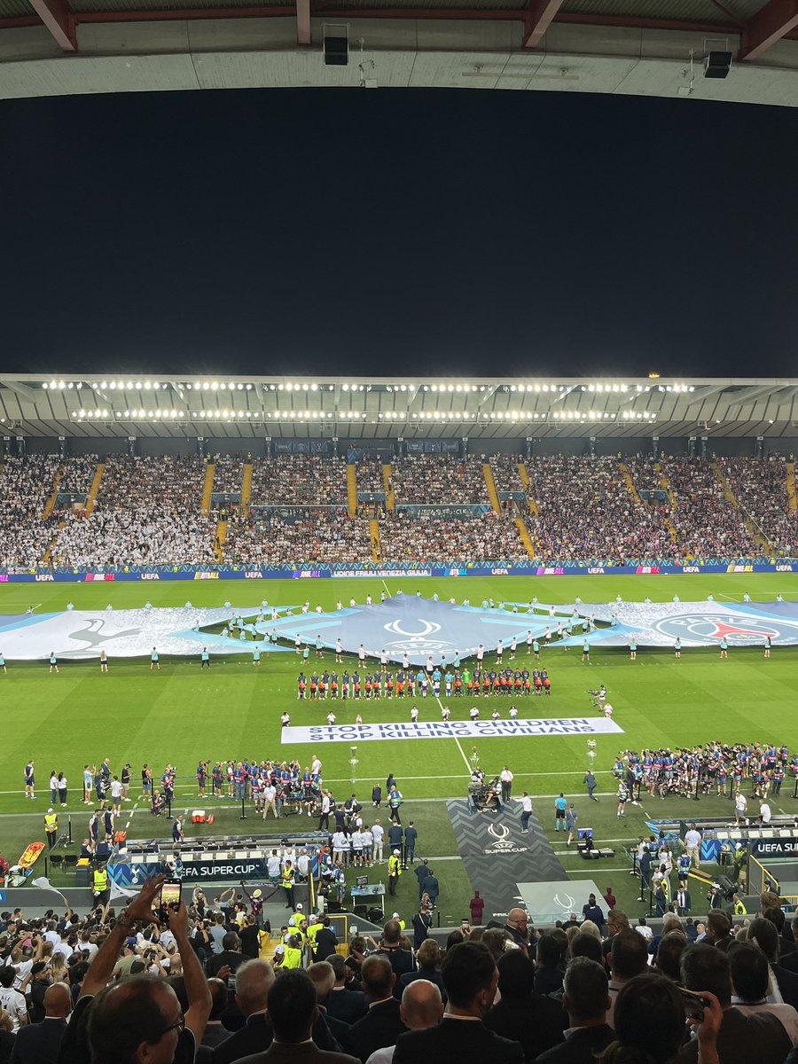 Hoy es un buen día. Amén de las diferentes rondas previas, hoy se corta el listón de la 25/26 en cuanto a torneos europeos se refiere.