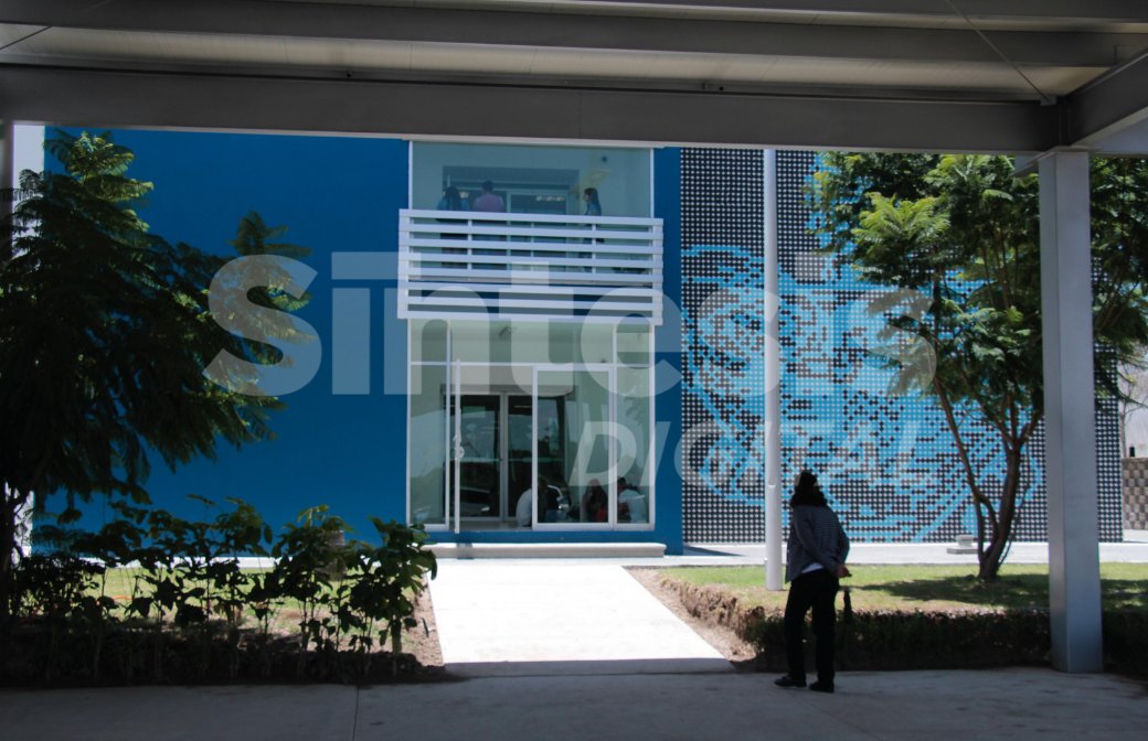 sintesisweb's tweet photo. 🎓🏫 CU2 BUAP: un año de crecimiento y aprendizaje
#BUAP #Educación #Puebla 

📸@FotoSintesisOB https://t.co/CgLLR0OYmr