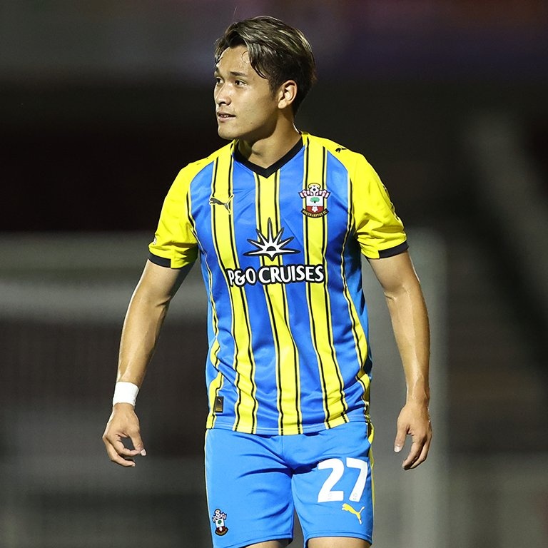 🇯🇵 Kuryu Matsuki, ilk kez resmi bir karşılaşmada Southampton forması giydi.

🆚️ Northampton