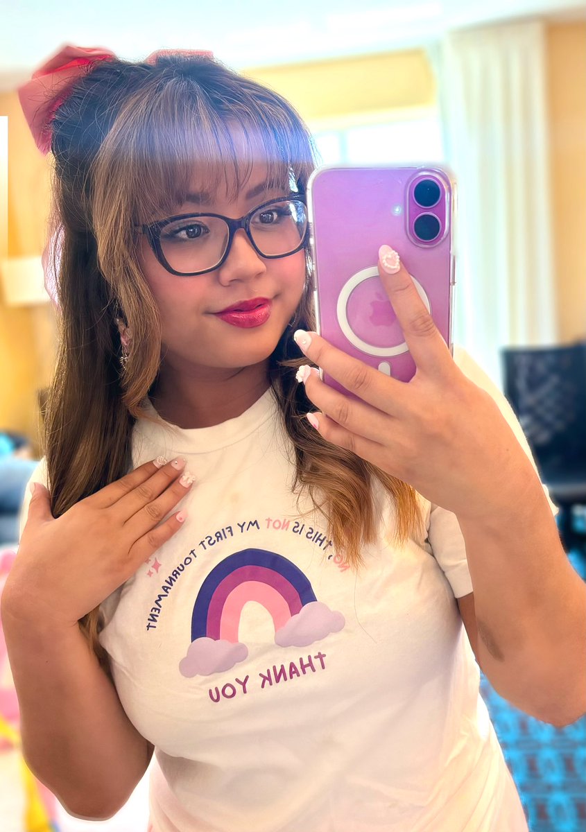 No this is not my first tournament, thank you✨💖🌈

My Supernova Day 3 outfit was so girly and cute 🎀