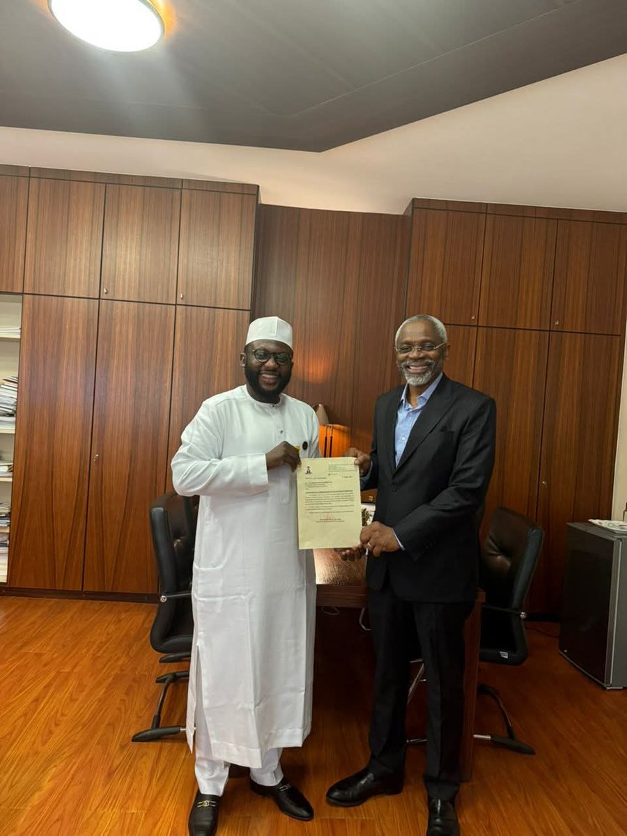 Bashir Dalhatu (@bashirdalhatu10) on Twitter photo Congratulations once again
Sir, Hon. Comrade Hafizu Kawu OON mni.
<a href="/HonHafizKawu/">Hafiz Ibrahim Kawu, OON, mni</a> <a href="/sultanbellojr/">Sultan Bello</a> <a href="/femigbaja/">Femi Gbajabiamila</a> <a href="/officialABAT/">Bola Ahmed Tinubu</a> Congratulations once again
Sir, Hon. Comrade Hafizu Kawu OON mni.
<a href="/HonHafizKawu/">Hafiz Ibrahim Kawu, OON, mni</a> <a href="/sultanbellojr/">Sultan Bello</a> <a href="/femigbaja/">Femi Gbajabiamila</a> <a href="/officialABAT/">Bola Ahmed Tinubu</a>