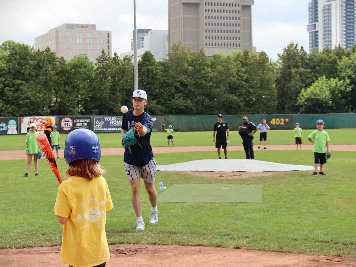 londonmajors's tweet image. Today, the LPS Rookie League wrapped up their final game of the season, and what a finish it was! The excitement was contagious, making it a memorable day for players, families, and our players &amp;amp; coaching staff who helped out again this year!