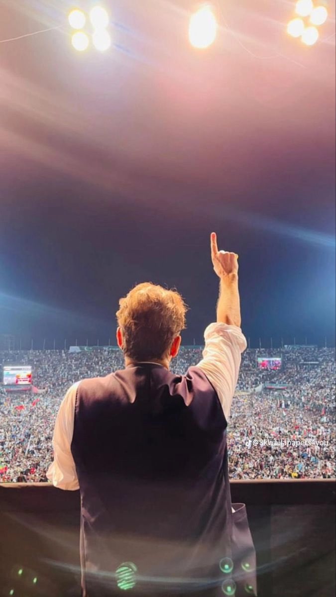 ummekalsam85's tweet photo. On this independence day we have strong belief that we will get the real independence from this illegal dictatorship #حقیقی_آزادی_لے_کر_رہیں_گے https://t.co/0Lsl9KUZko