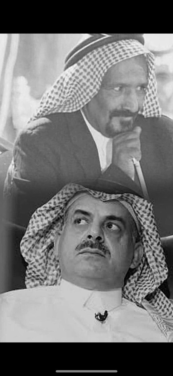 أحسب المفارق ما يطول ثلاث شهور
وأنا والله اني حول عامين متوازي 

أغني بحر جده لضيدان ابن منصور 
وأغني لسعد ياللي على شان معكازي 
..

#محمد_ماضي_العايد