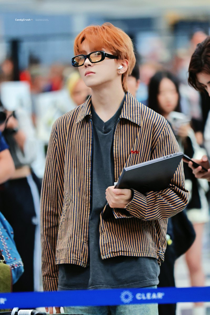 250813

#BOYNEXTDOOR #보이넥스트도어 
#WOONHAK #운학 #ウナク