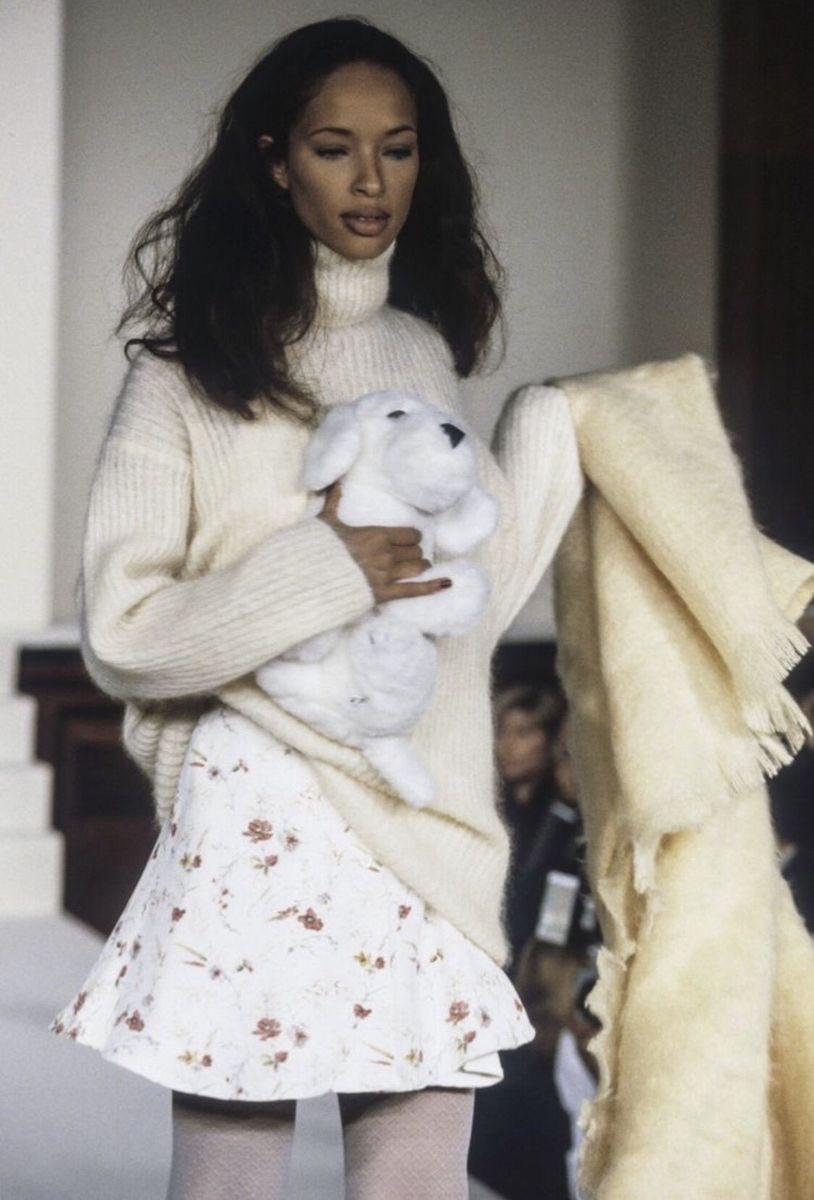 🐁 (@velvetvisions2) on Twitter photo 