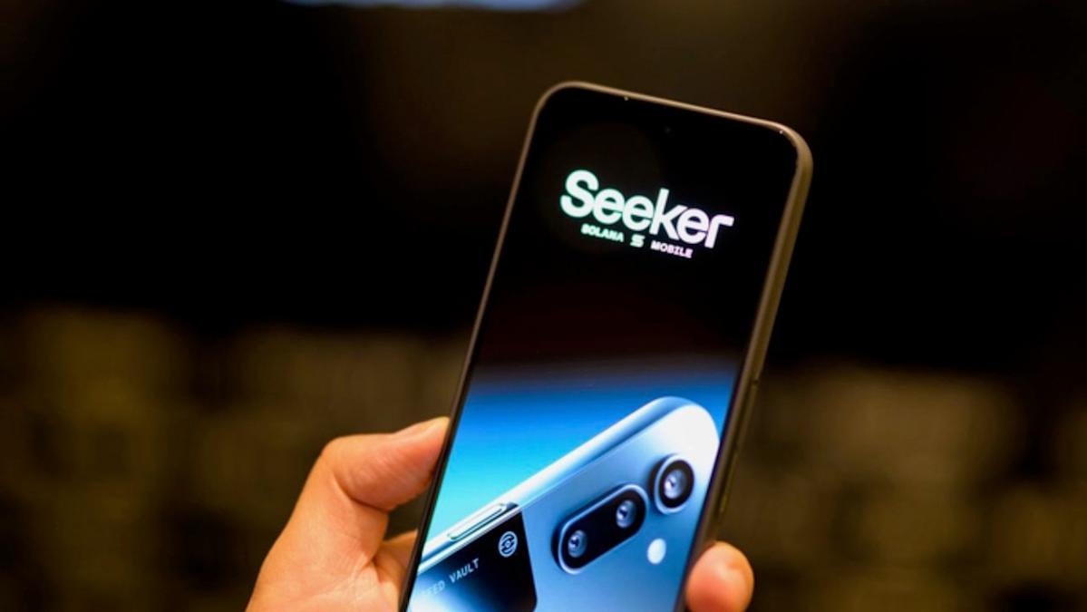 CryptoNewsHntrs's tweet image. 🚨 SOLANA PHONE SURGING IN PRICE! 🚨
💥 NOW AT $5000! 💥

#SolanaPhone #CryptoTech #Investing #WorldNews #CryptoMarket