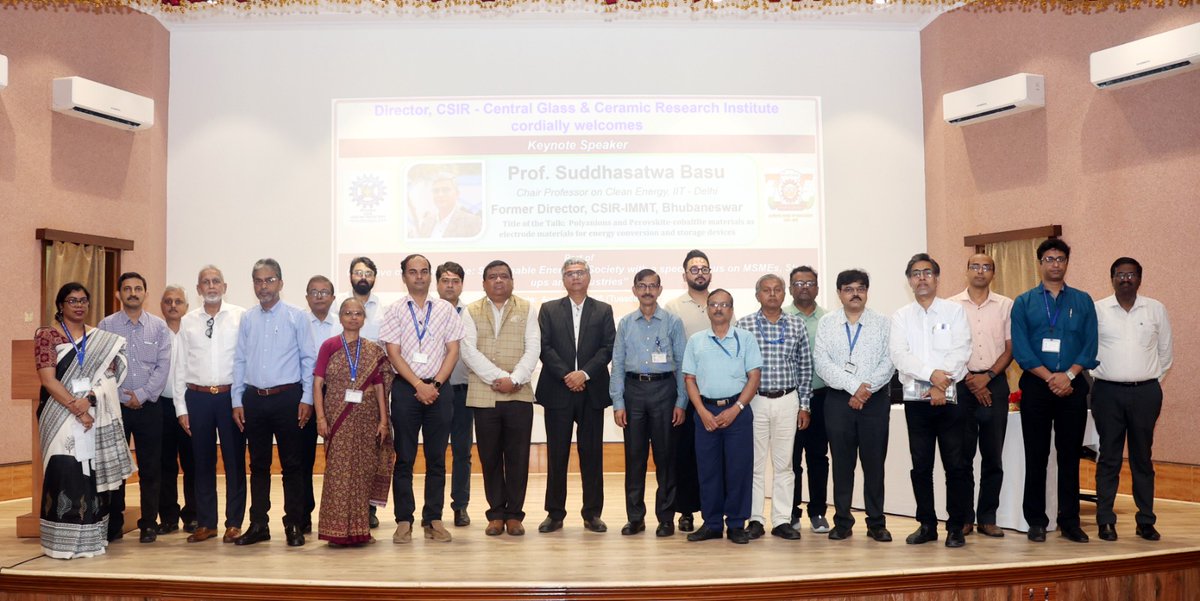 SBasuIITD's tweet photo. Platinum Jubilee celebration at CGCRI Kolkata - gave a Plenary talk on 'Hybrid Layered Oxides, Polyanions and Perovskite materials for SIB, ZIB batteries and SOFC/SOEC' - occasion was MSME/Startup/Industry Meet on Aug 5.@iitdelhi @iitdaa @CSIR_IND @official_cgcri https://t.co/M4cpoNbuKt