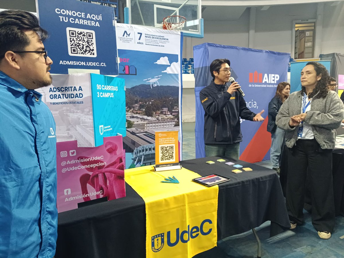 AdmisionUdeC (@admisionudec) on Twitter photo #AdmisiónUdeC Participamos en la feria universitaria del Colegio Adventista de Lota y la Feria “Infórmate y Decide” en el Coliseo Monumental la Tortuga, organizada por la Oficina de Jóvenes de Talcahuano, entregando información de la <a href="/udeconcepcion/">Universidad de Concepción</a> a 900 estudiantes y jóvenes. #AdmisiónUdeC Participamos en la feria universitaria del Colegio Adventista de Lota y la Feria “Infórmate y Decide” en el Coliseo Monumental la Tortuga, organizada por la Oficina de Jóvenes de Talcahuano, entregando información de la <a href="/udeconcepcion/">Universidad de Concepción</a> a 900 estudiantes y jóvenes.