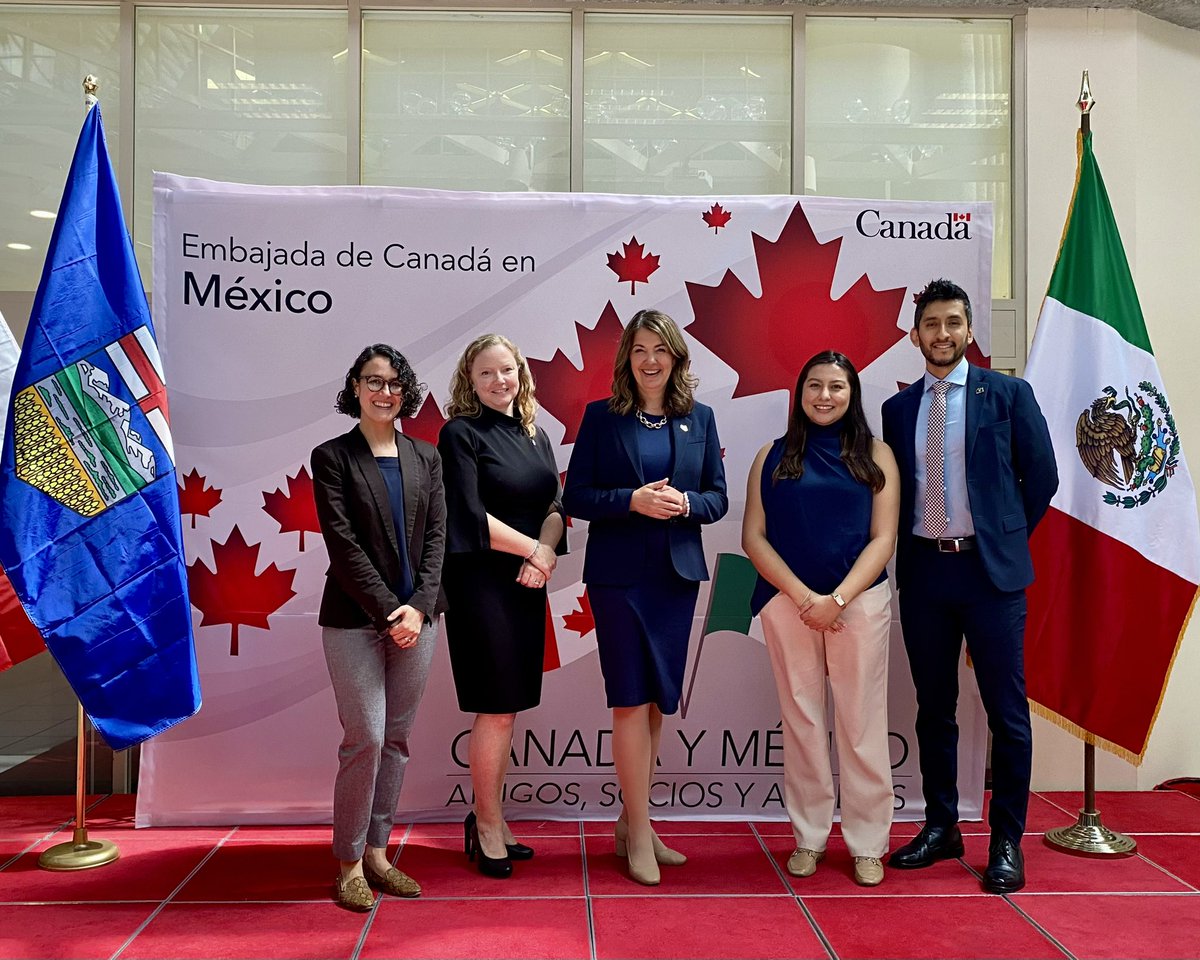 Alberta and Mexico have a longstanding trade relationship, and Alberta has proudly maintained an International Office in Mexico City since 2002. Thank you to the hardworking team at @albertamexico for all of their efforts to build a strong foundation in our relationship with