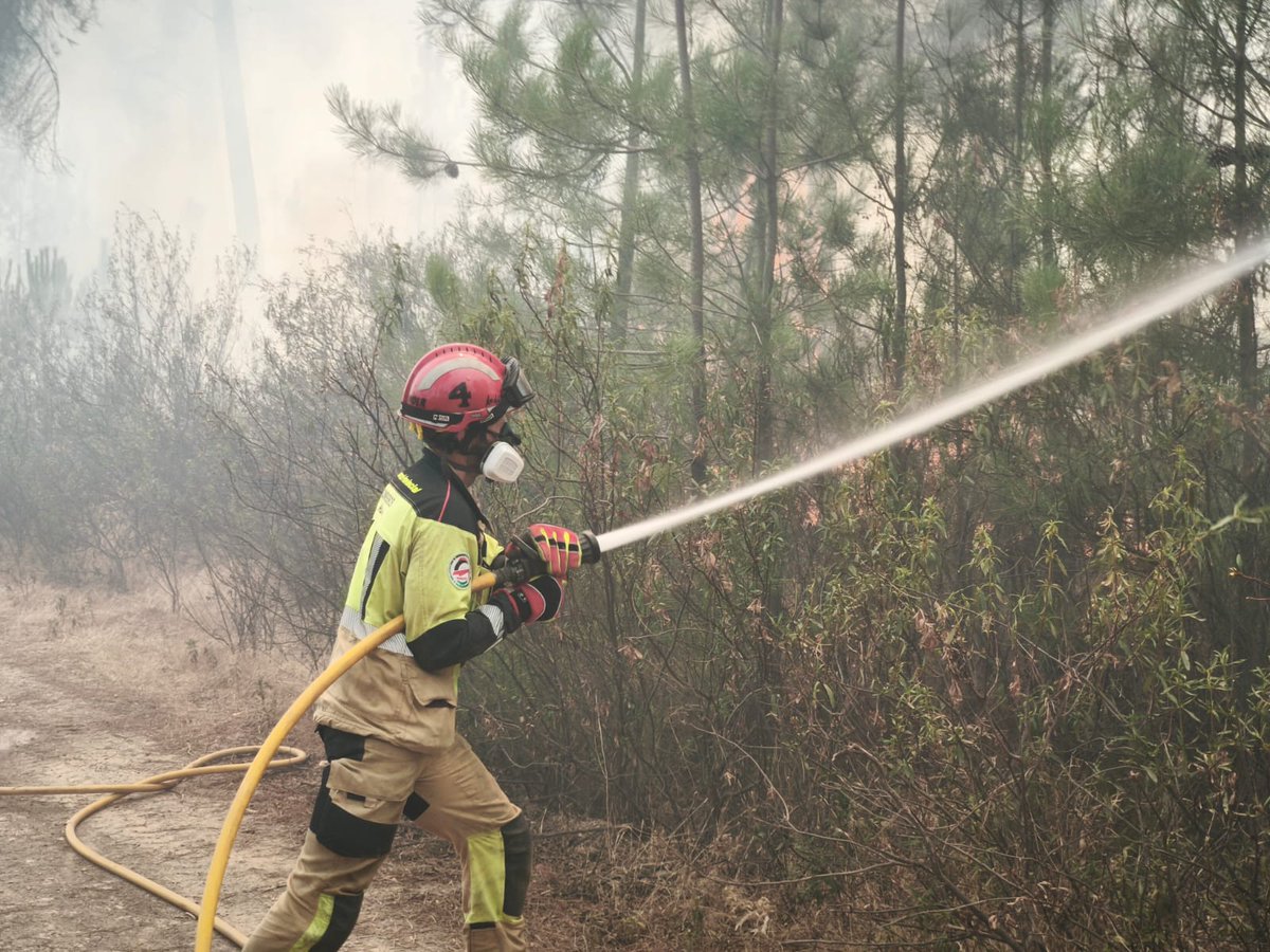 CONSORCIOBOMBEROSHU tweet media