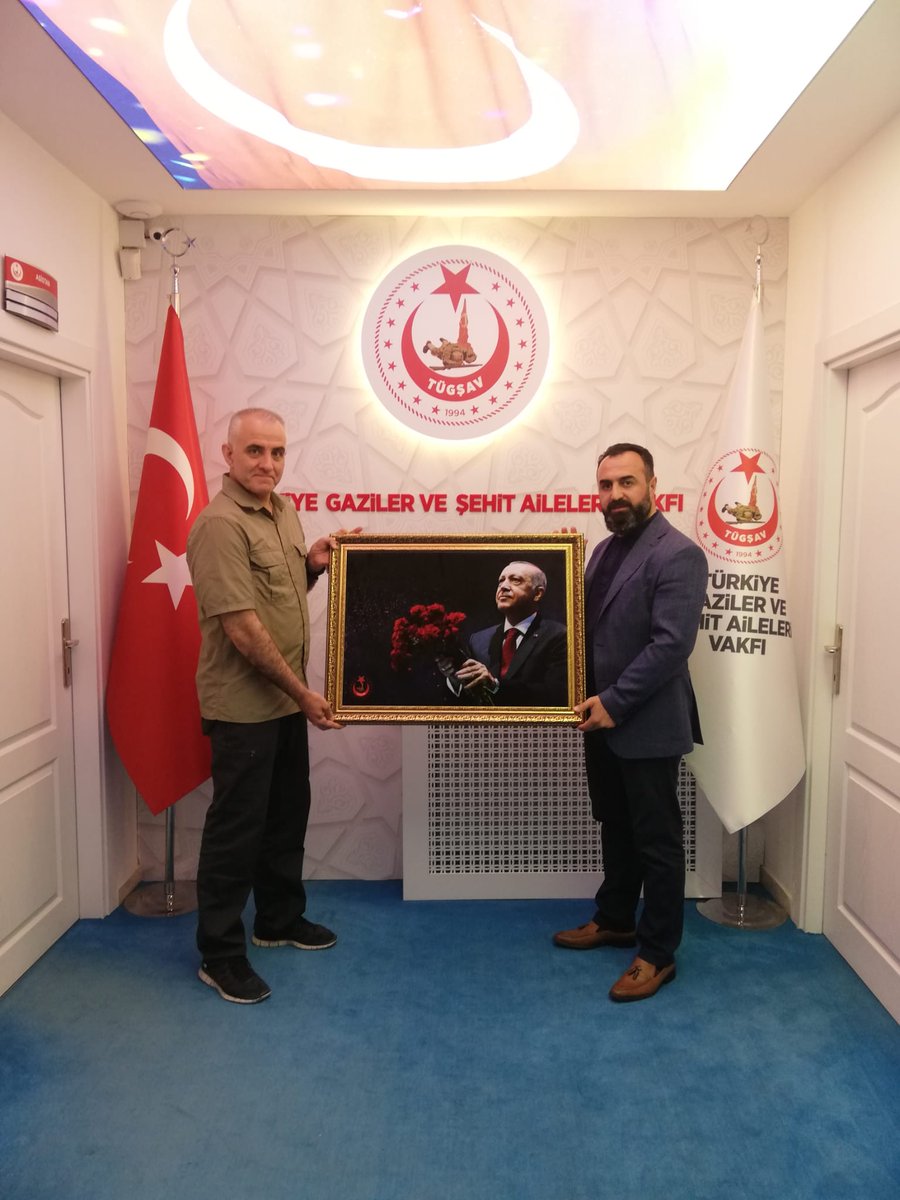 Son günlerde, feto terör örgütüne yakın, vesayetçi sistemin artıkları tarafından, Gazi Tümgeneral Davut Ala Paşa'ya yönelik sistematik bir şekilde itibarsızlaştırma saldırıları yapılmaktadır.

15 Temmuz hain darbe gecesinde 7 kurşunla vurulmasına rağmen, kahramanca direniş