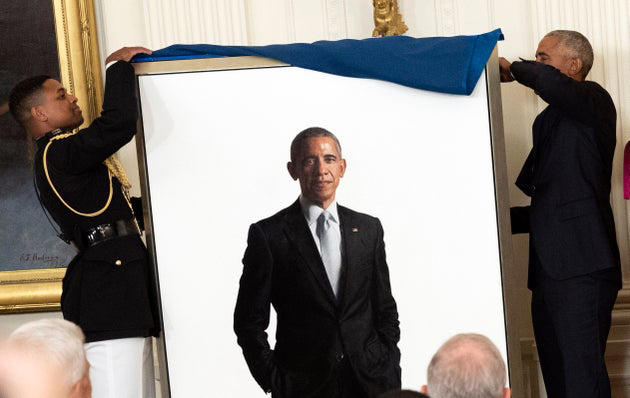 Damaan4u33's tweet photo. Trump Hides Barack Obama’s Portrait, And Gavin Newsom Sums Up Why In Just 6 Words!

“Small men hide from history’s giants,” Newsom wrote in a post on X, formerly Twitter.

Who agrees with Gavin Newsom?✋ https://t.co/jMapbjHlUj